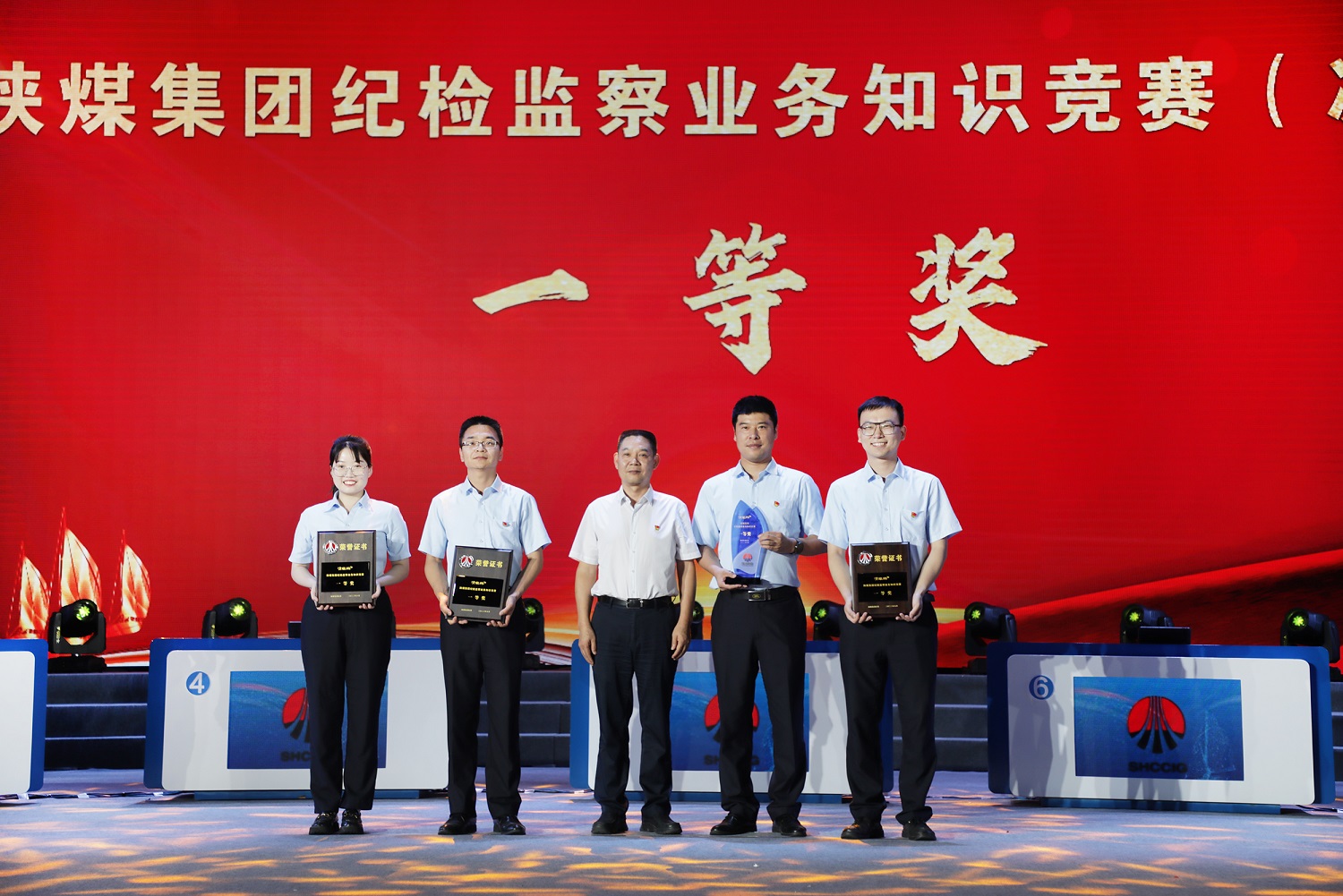 4、5段之間5.jpg